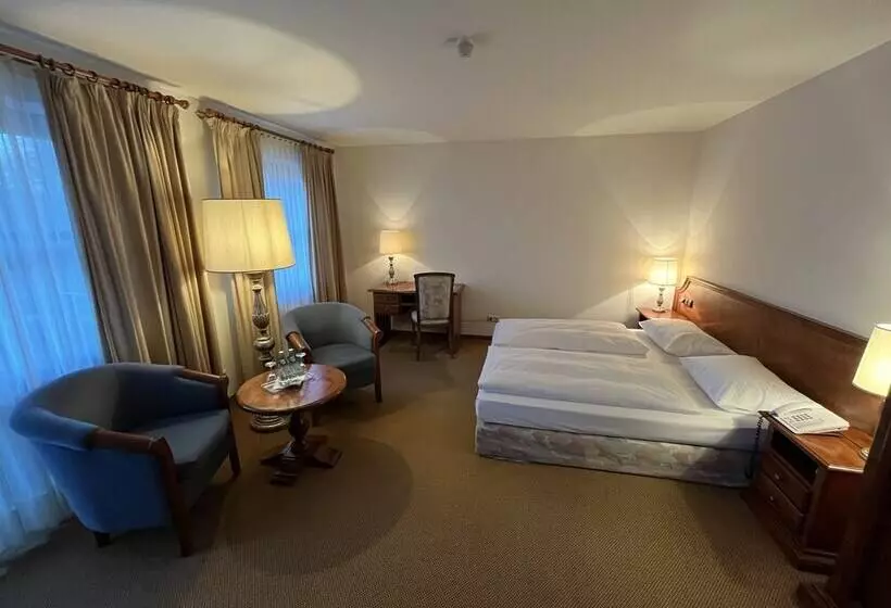 اتاق راحتی, Appartment Hotel Hölzl