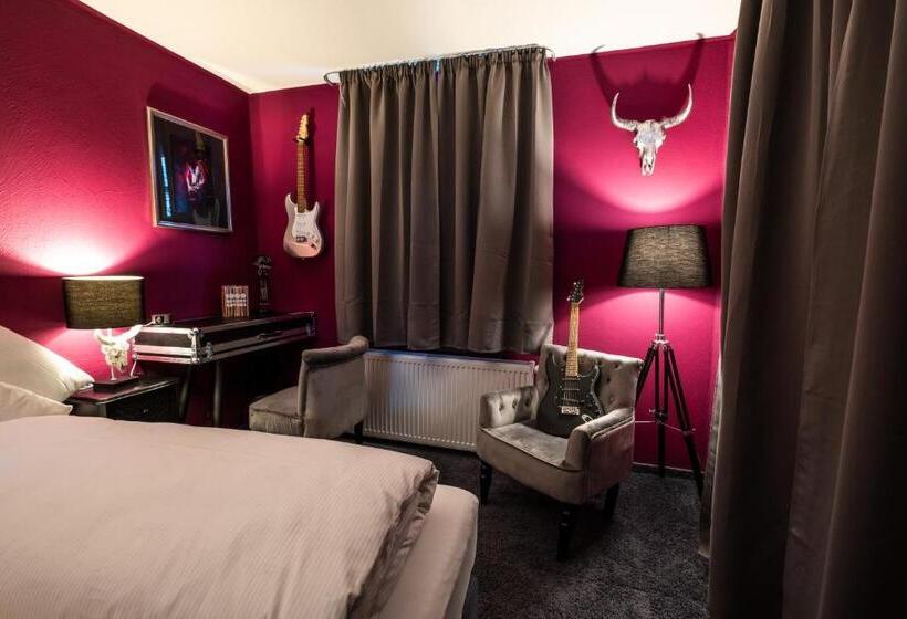 Номер Стандарт, Engel Hotel + Diner