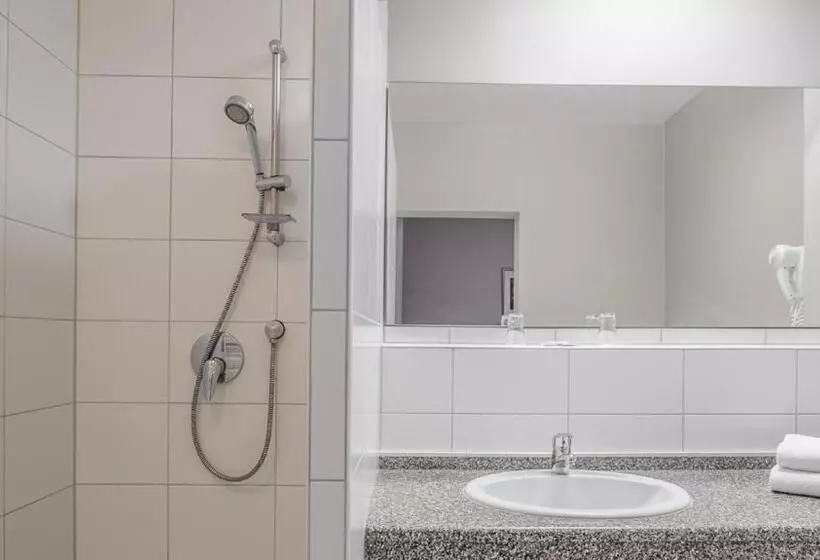 Quarto Triplo Standart, Goller
