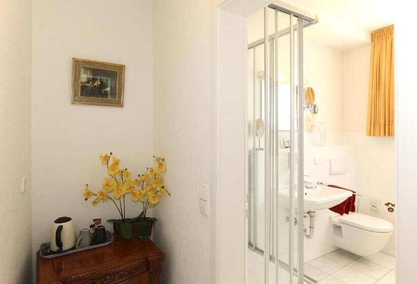 주니어 스위트, Rathausglöckel