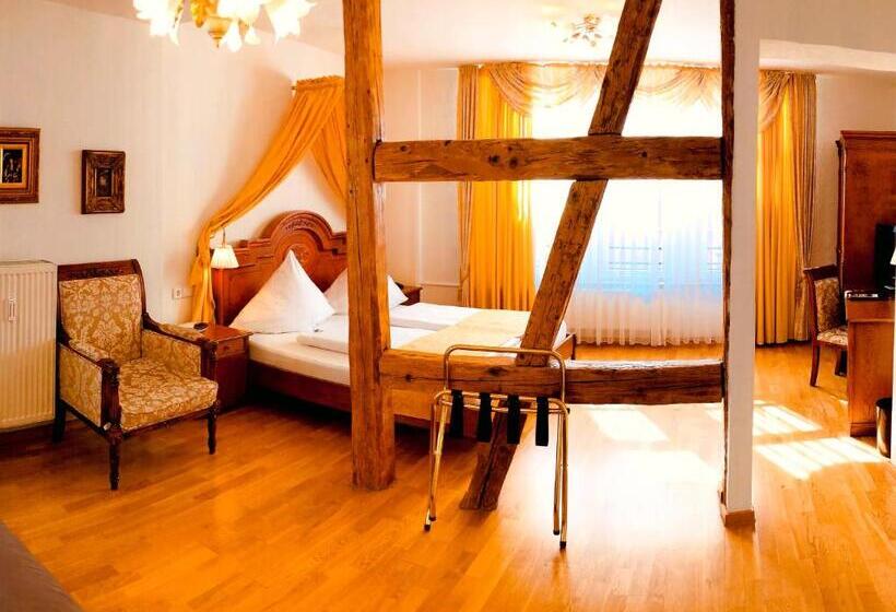 주니어 스위트, Rathausglöckel