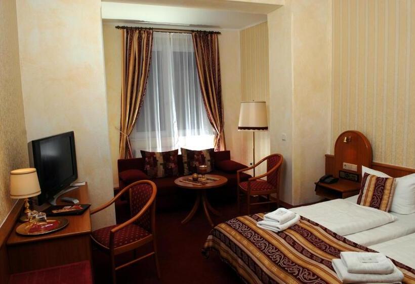 スタンダードルーム, Schwarzer Bar