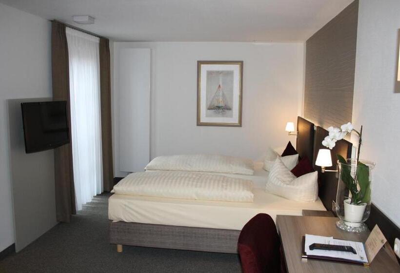 스탠다드 트리플 룸, Landhotel Geiselwind