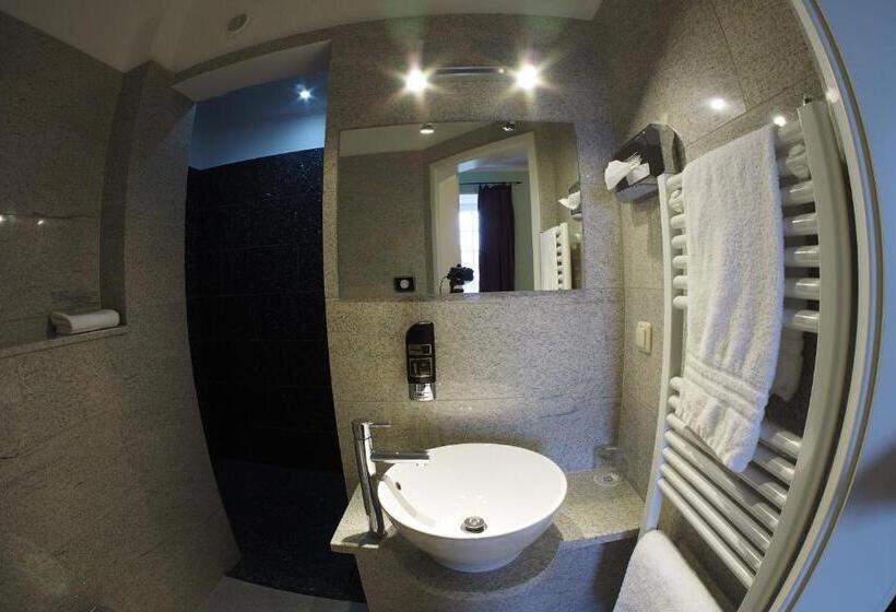 Номер Стандарт, Stelinger Hof Hotel Münkel