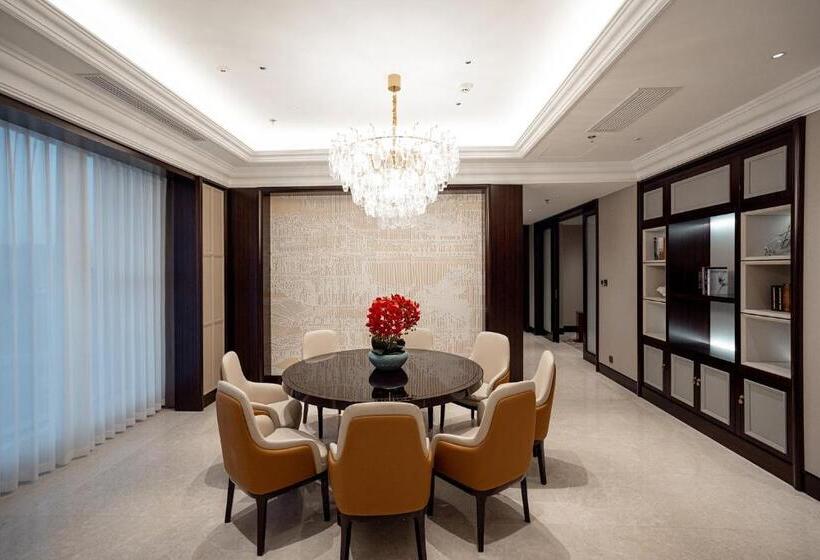 プレジデントスイートルーム, Yancheng Shuicheng