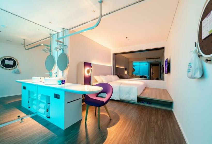اتاق استاندارد با تخت بزرگ, Sojo Hotel Ga Hanoi