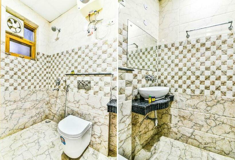 Номер Deluxe, Fabhotel Merriment