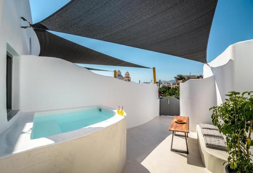 자쿠지 스위트, Anila Suites