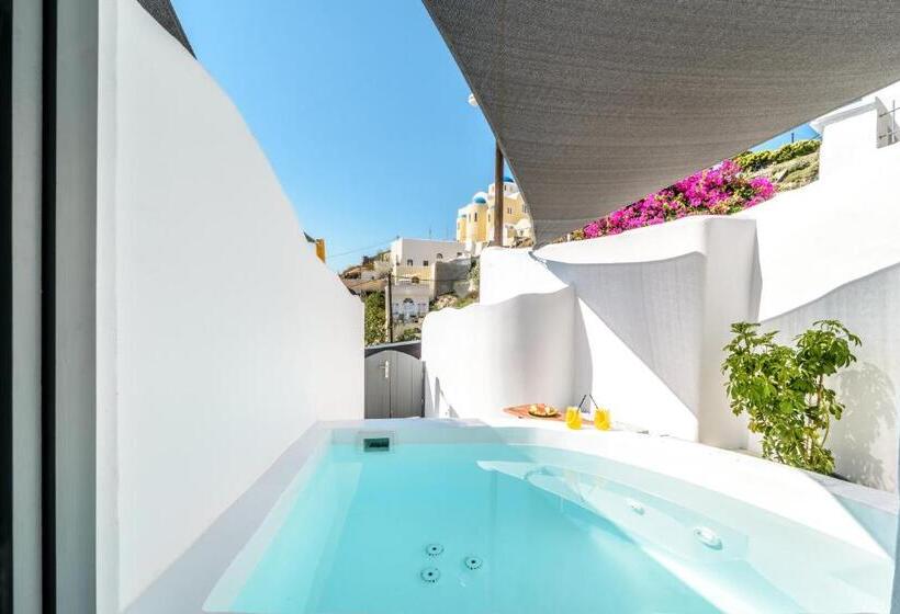 자쿠지 스위트, Anila Suites