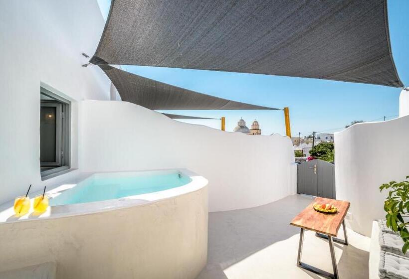 자쿠지 스위트, Anila Suites