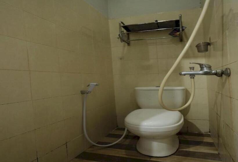 Номер Economy, Spot On 93276 Fendi 2 Homestay Syariah