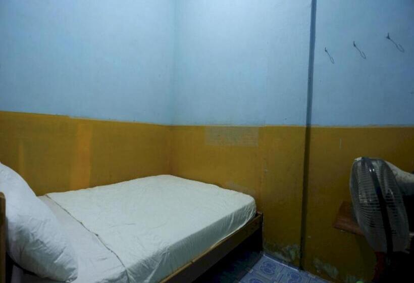 Номер Economy, Spot On 93276 Fendi 2 Homestay Syariah