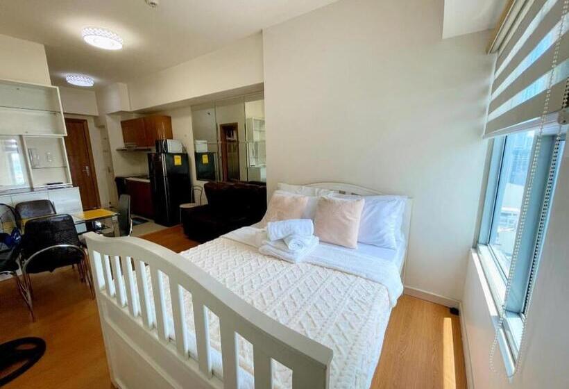 Studio Rodzinne, 8 Adriatico