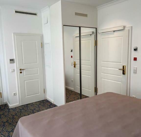 اتاق استاندارد, Art Hotel House One