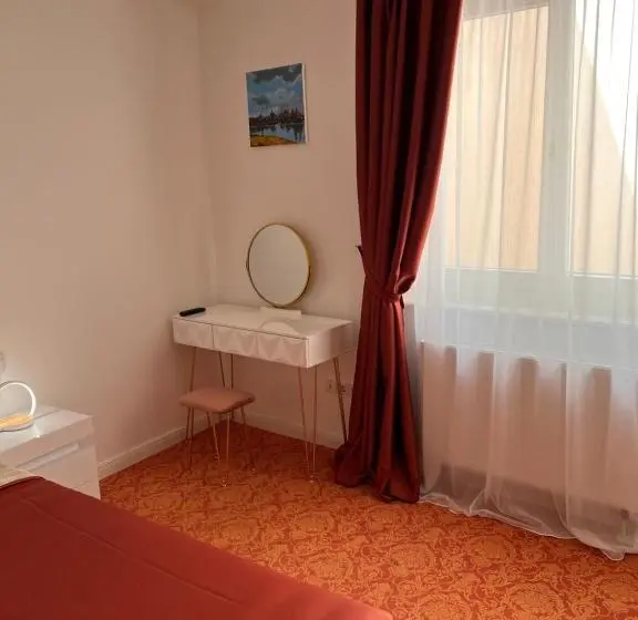 اتاق استاندارد با تخت بزرگ برای معلولان, Art Hotel House One