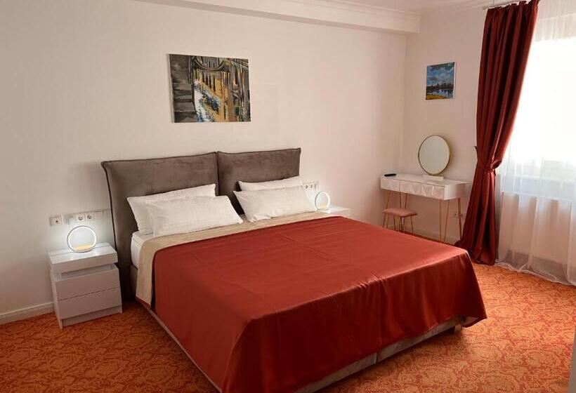 장애인을 위한 킹사이즈 침대 스탠다드 룸, Art Hotel House One