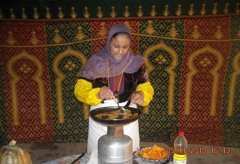 اتاق خانوادگی, Riad Lala Zakia