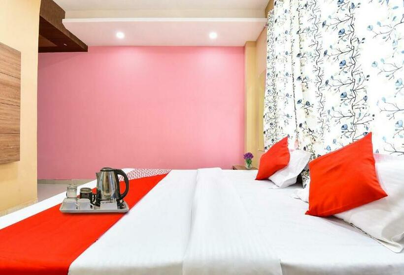 חדר קלאסי לשלושה, Oyo 91763  Midiyan Palace