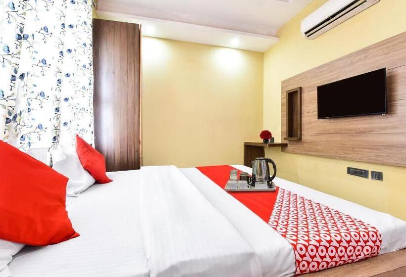 חדר קלאסי לשלושה, Oyo 91763  Midiyan Palace