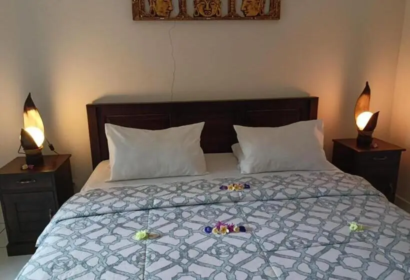 اتاق استاندارد, Rumah Askara