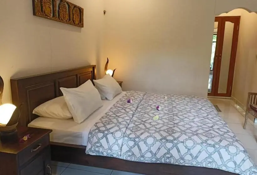 اتاق استاندارد, Rumah Askara