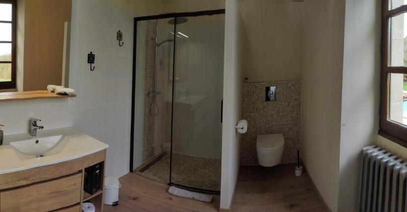 Трехместный Номер Стандарт Вид на Сад, Domaine Les Garrigues