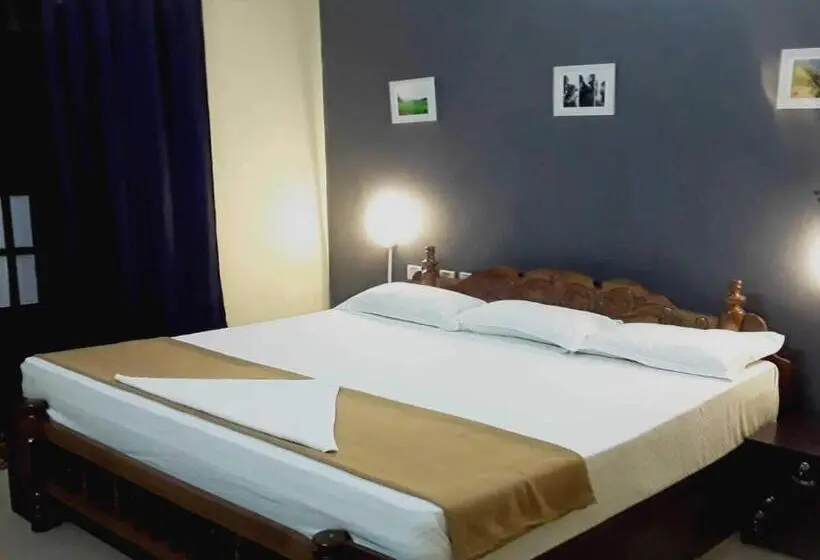 Classic Kolmen Hengen Huone, O Cardamom Rock Inn