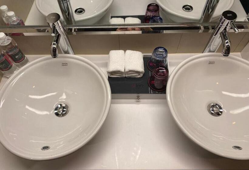 غرفة قياسية سرير كينج, Funiu Mountain