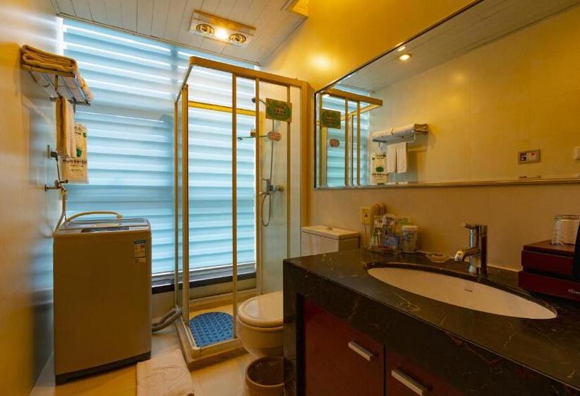 חדר סטנדרט, East King Business