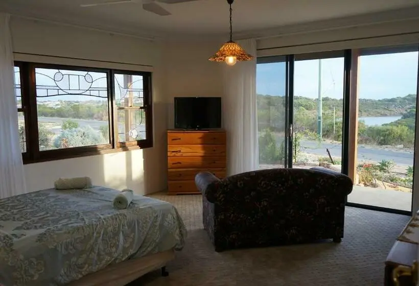 スーペリアールーム, Wren Rise Bed & Breakfast