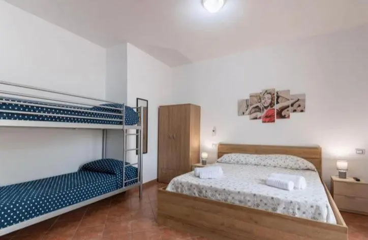 スタンダード４人部屋, Villa Alelida
