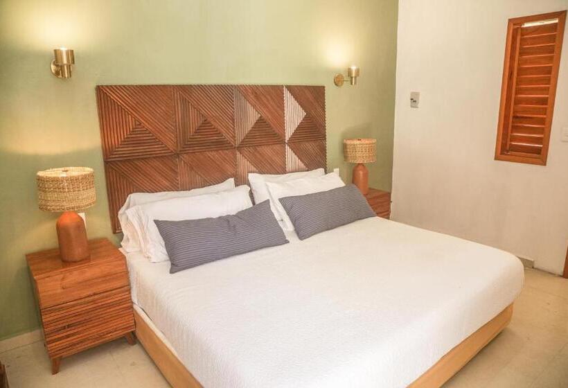 غرفة قياسية مزوَّدة بتراس, Alma De Zorro