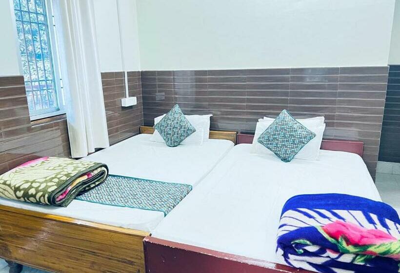 חדר סטנדרט, Rajgir International