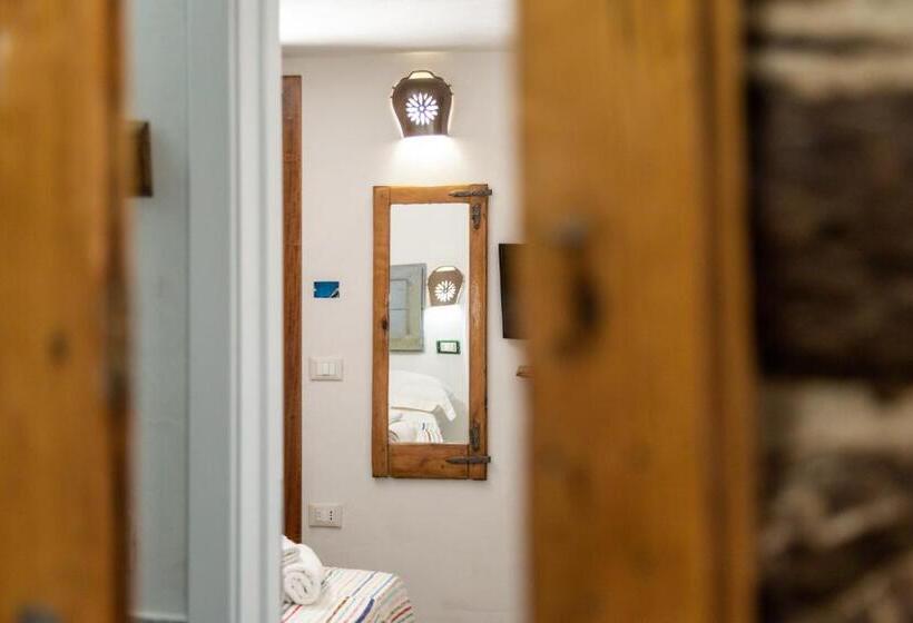 חדר אקונומי, Bed And Terrace Caterina