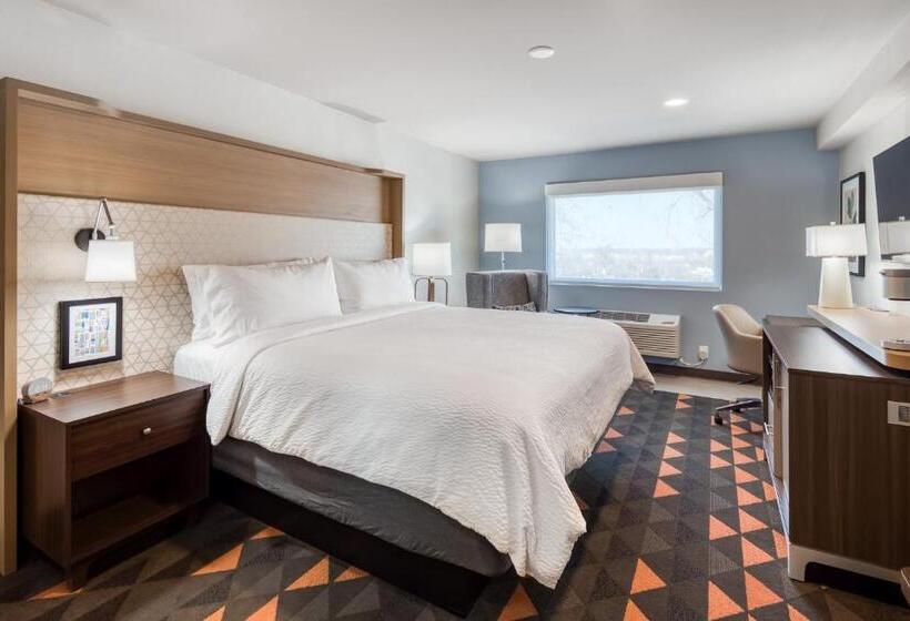 Номер Стандарт Кровать Кинг Адаптированный для Инвалидов, Holiday Inn   Kansas City   Downtown, An Ihg