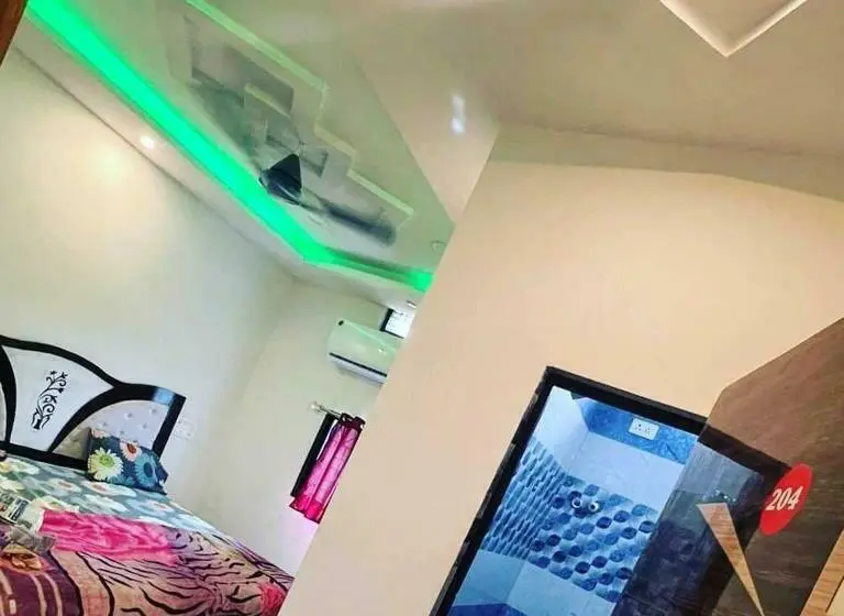 トリプルクラシックルーム, Spot On Hotel Galaxy In