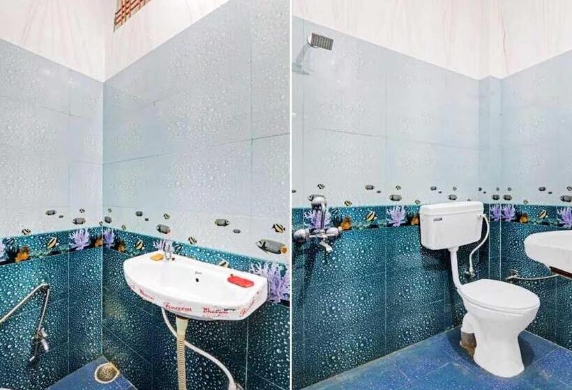 اتاق کلاسیک سه تخته, Spot On Hotel Rawat
