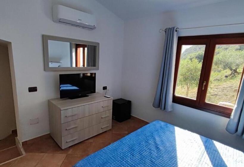 Номер Deluxe, Casa L Ulivariu Affittacamere