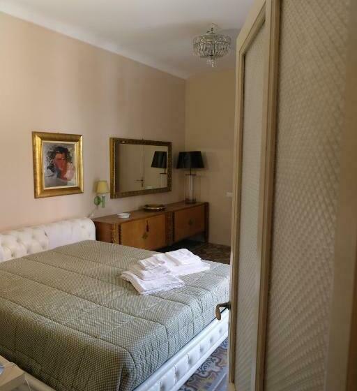 חדר סטנדרט, Marianna