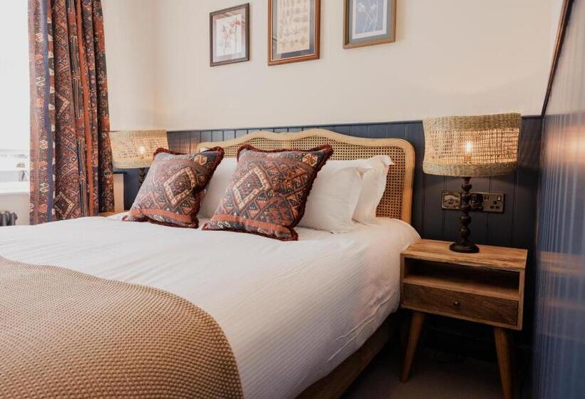 スタンダードルーム, The George & Dragon