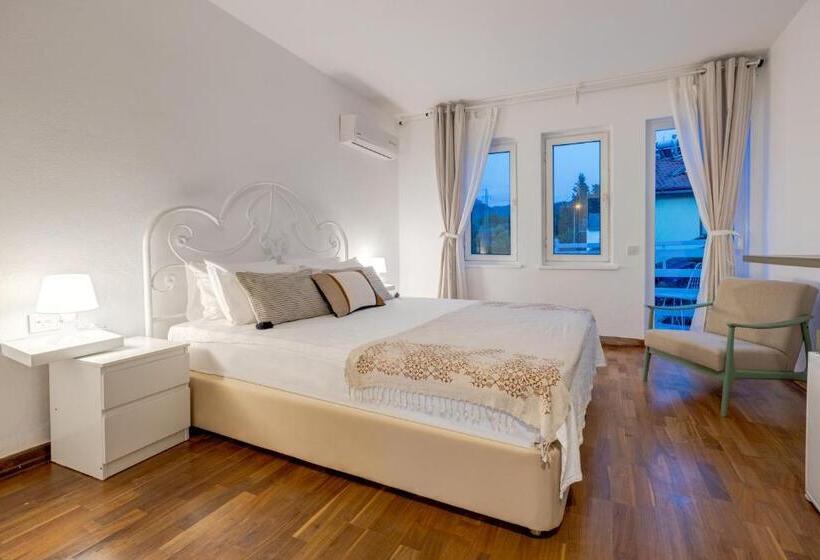 标准间带阳台, Yonca Anjelika Otel