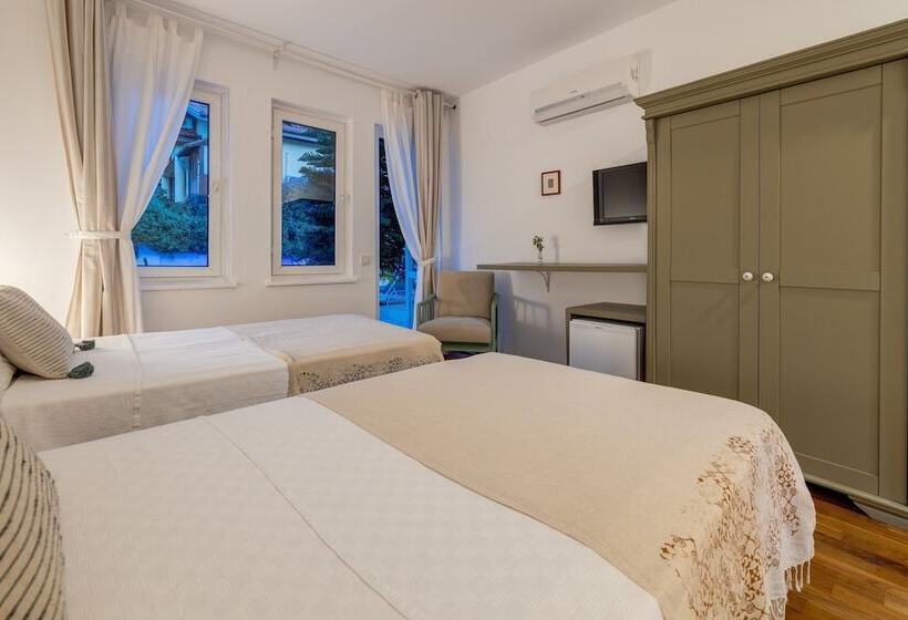 标准间带阳台, Yonca Anjelika Otel