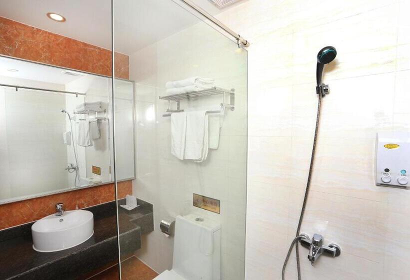 اتاق استاندارد سه نفره, Nanfang Dasha