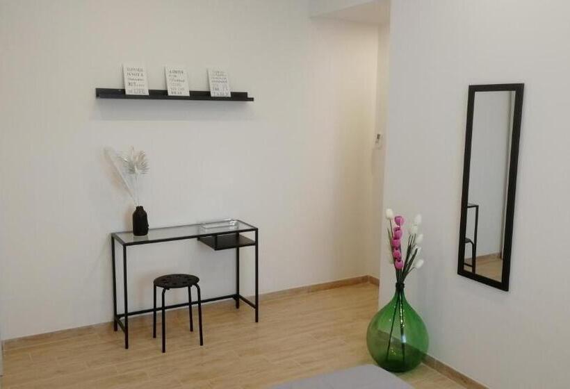 キングサイズベッドのスタンダードルーム, Il Sogno Del Lago