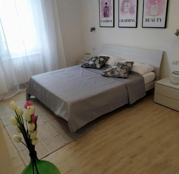 キングサイズベッドのスタンダードルーム, Il Sogno Del Lago