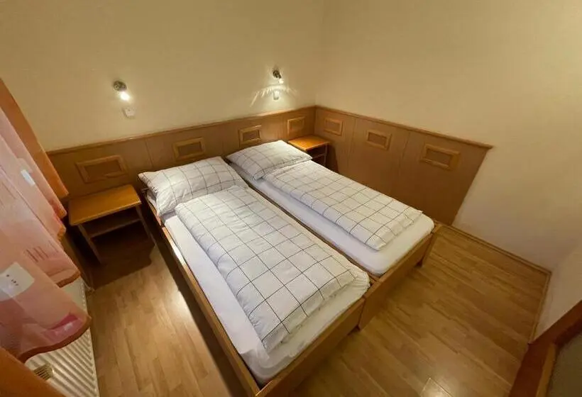テラス付き１ベッドルームアパートメント, Garda Wellness Apartmanház