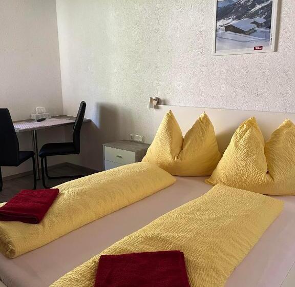 Номер Стандарт, Pension Steiner, Matrei Am Brenner !!no Late Check In,no Breakfast!!