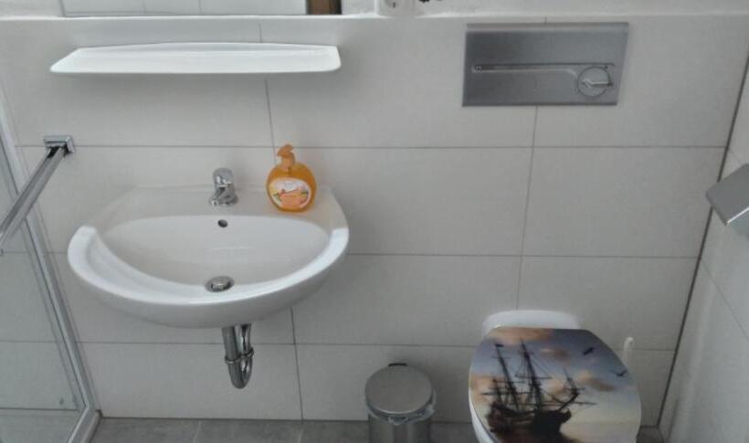 Семейный Номер, Pension Steiner, Matrei Am Brenner !!no Late Check In,no Breakfast!!