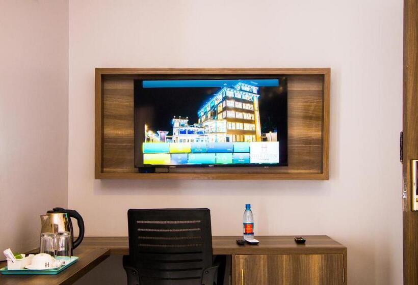 اتاق لوکس با تخت بزرگ, Horizon Entebbe