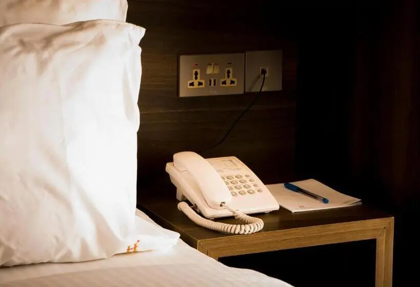 Chambre Deluxe King Size, Horizon Entebbe